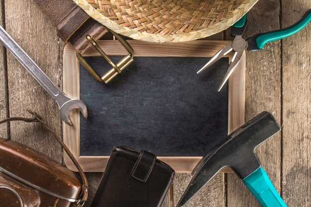 Рулетка не обойдется без вашего внимания. Выбирайте модели длиной не менее 5 метров с четкими отметками. Это поможет точно измерять расстояния при установке и ремонте.