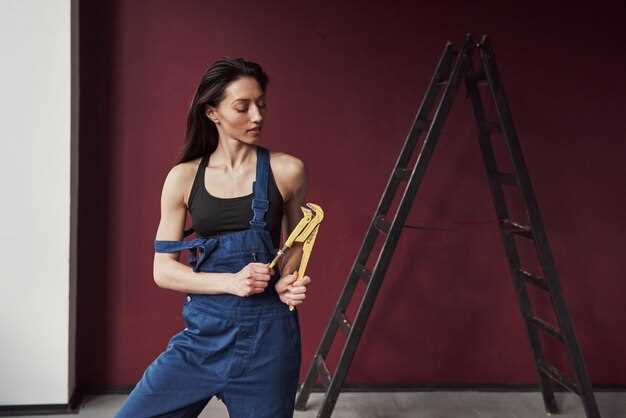 При наличии стопки домашних задач использование модели с несколькими уровнями лучше всего подходит для работы на высоте. Складная конструкция позволит облегчить транспортировку и хранение. Обратите внимание на максимальную высоту, на которую вы планируете подняться, и выбирайте ступени с необходимым диапазоном.