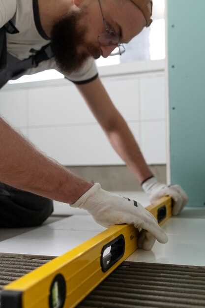 Выбор клеящего состава также имеет огромное значение. Не стоит экономить на этом материале; используйте качественные клеи, рекомендованные производителями для конкретного типа керамики. Игнорирование этого шага может вызвать проблемы, связанные с адгезией и долговечностью. Заранее ознакомьтесь с инструкциями производителей.