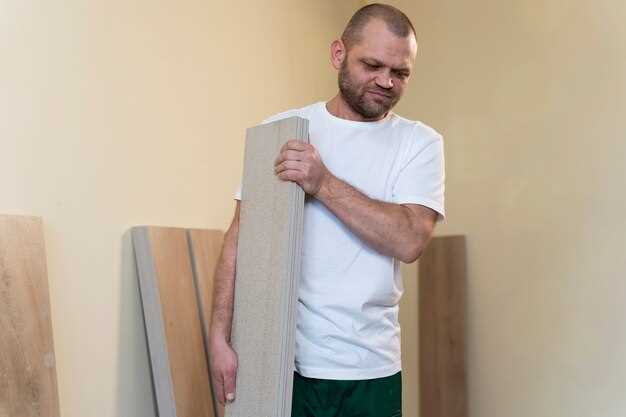 Не стоит забывать о полах. Применение акустической подложки под ламинат или паркет обеспечит шумоизоляцию от ударного звука. Это может быть как рулонный, так и плиточный материал, который укладывается под основное покрытие. Эффект будет заметен уже после первого шага по новому полу.